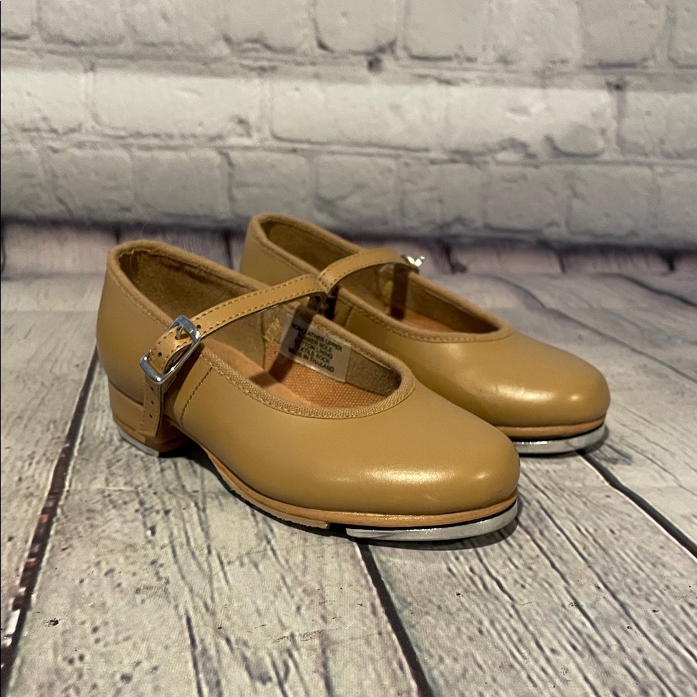 Bloch Tan Kids Tap Shoes with Strap